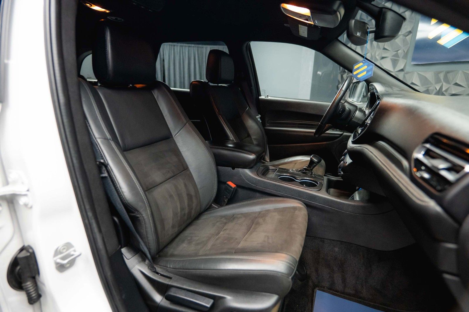 Fahrzeugabbildung Dodge Durango 5.7 V8 GT SRT 4x4 Night-Paket Modell 22