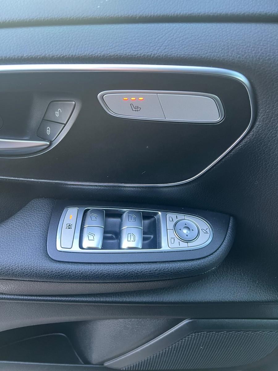 Mercedes-Benz V250 4M LANG AMG-LINE PANORAMA LEDER AHK EL.TÜRE