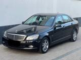Mercedes-Benz C 250 CDI Avantg/Autom/Comand/Bi-Xenon/1.Hand/ - Mercedes-Benz C 250: Cdi