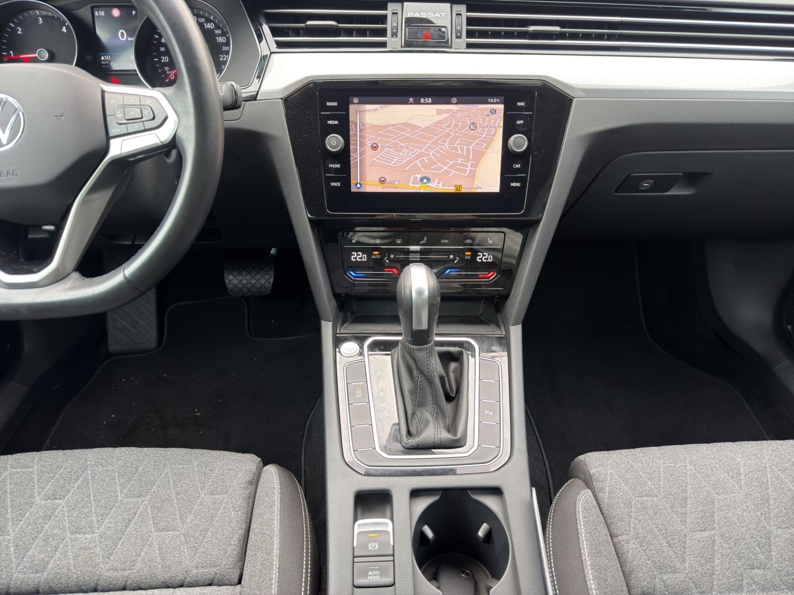 Volkswagen Passat Variant - Bild 13