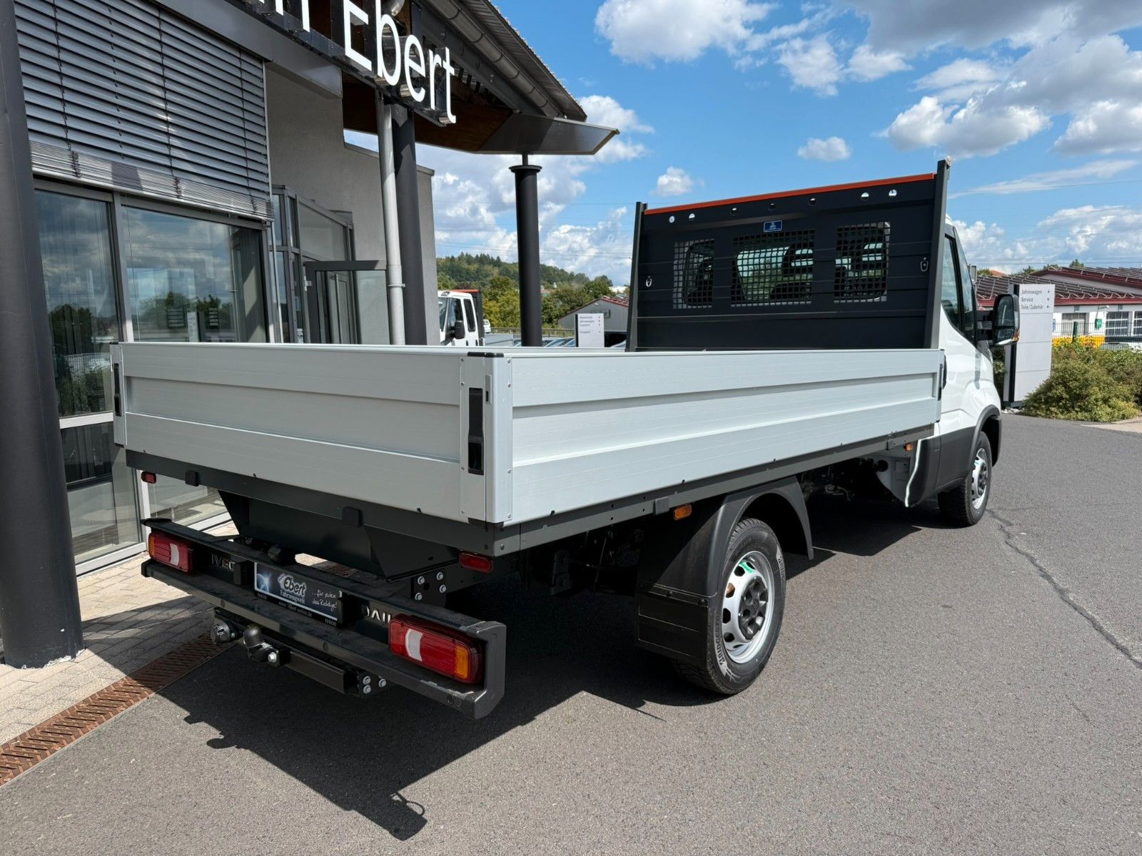 Fahrzeugabbildung Iveco Daily 35S14B Pritsche *R 3450 mm*AHK*Kamera