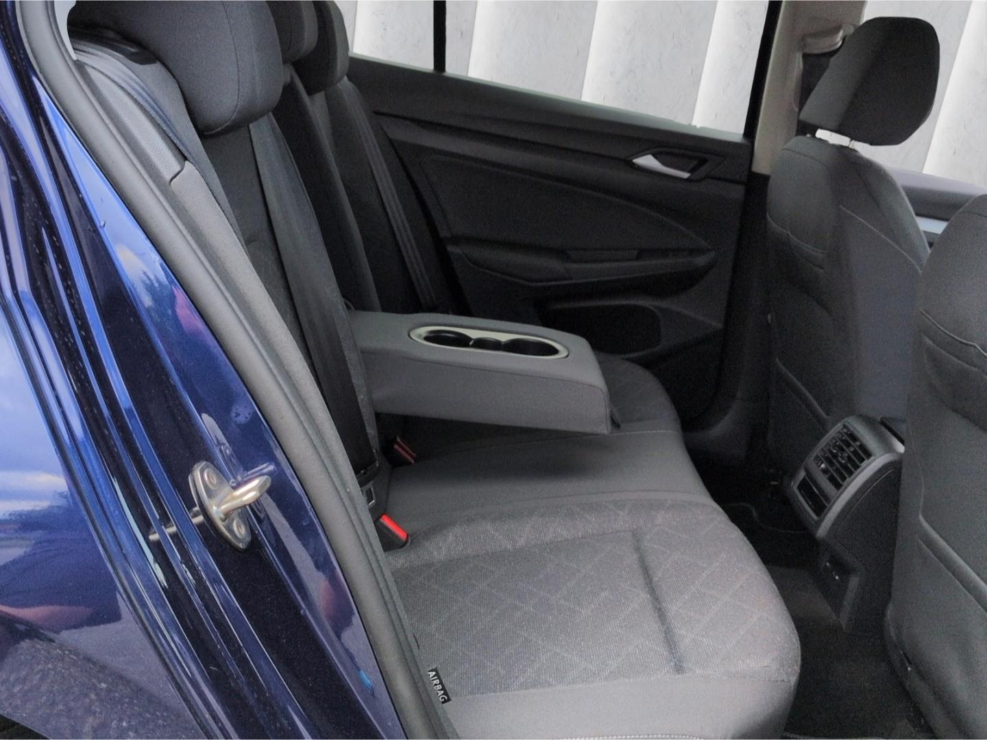 Volkswagen Golf VIII Life 2.0TDI*DSG ACC R-Kam Navi SHZ Alu, миниатюра 9