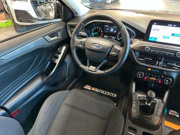 MYAUTOCENTER – Gebraucht- und Jahreswagen mit Werkstattservice in Pfaffenhofen Ford Focus 1,5 EcoBoost Titanium