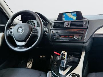 BMW 118 - 10