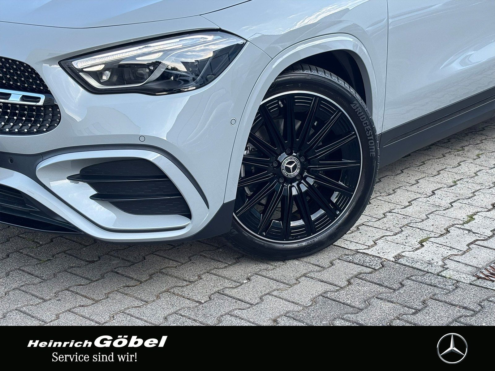 Fahrzeugabbildung Mercedes-Benz GLA 220 4M AMG*AHK*NIGHT-PAKET*MULTIBEAM*20ZOLL