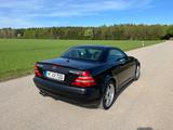 Mercedes-Benz SLK 32 AMG AMG - Mercedes-Benz SLK 32 AMG mit Benzin-Antrieb
