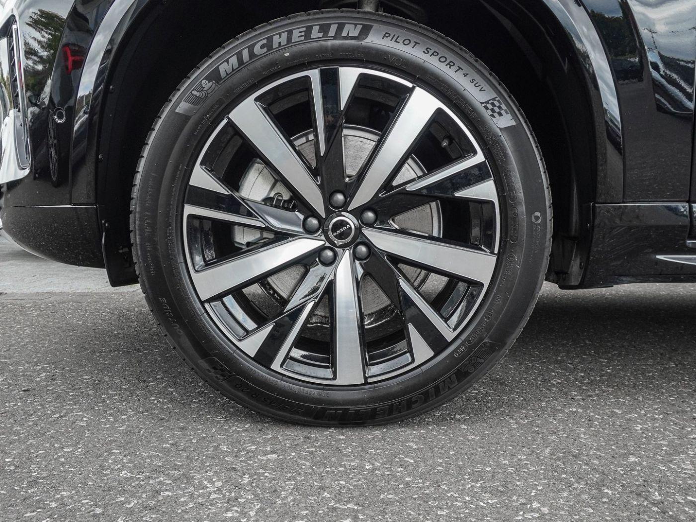 Volvo XC90 B5 B AWD Core Bright 7-SITZER 360° H&K PILO