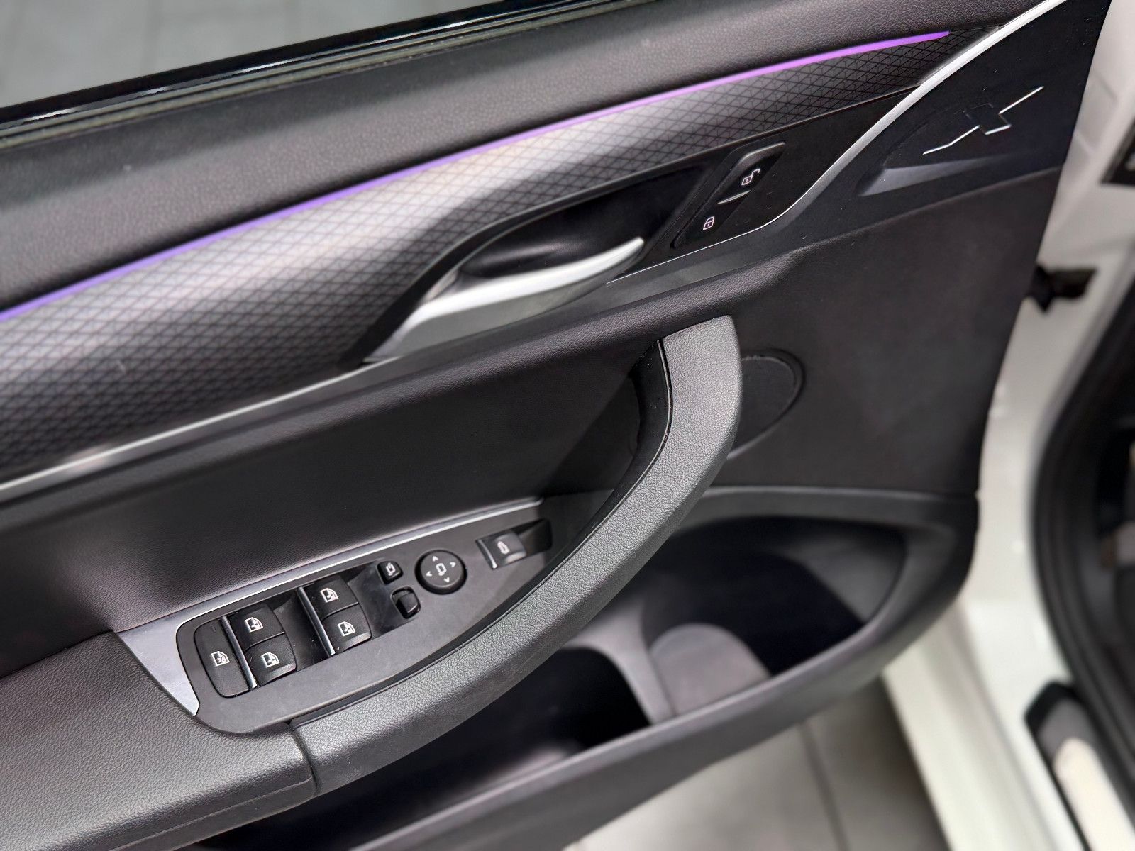 Fahrzeugabbildung BMW X3 xDrive 20 d M Sport |LED|1.HAND