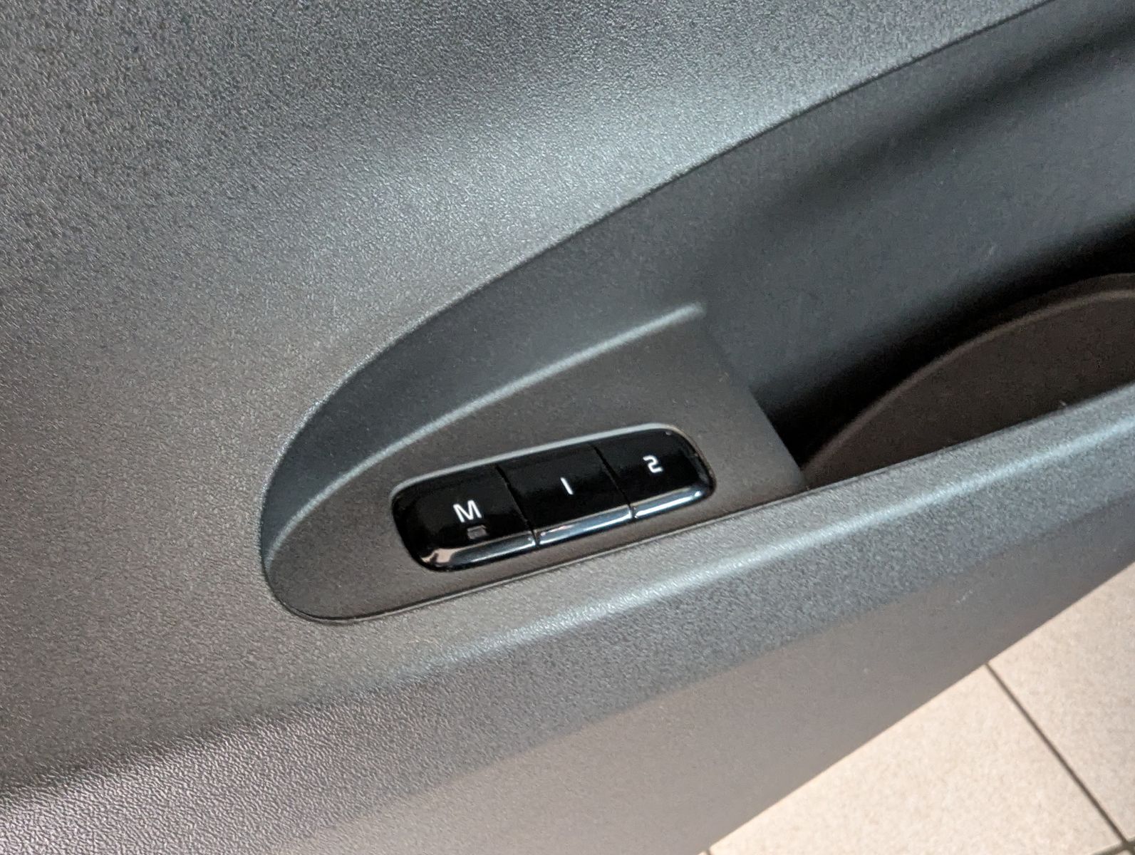 Fahrzeugabbildung Polestar 2 78 KWh Long Range Pilot LED 360° MEMO SoH 95%