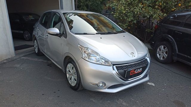 Peugeot 208 1.4 HDi 68 CV 5 porte Active