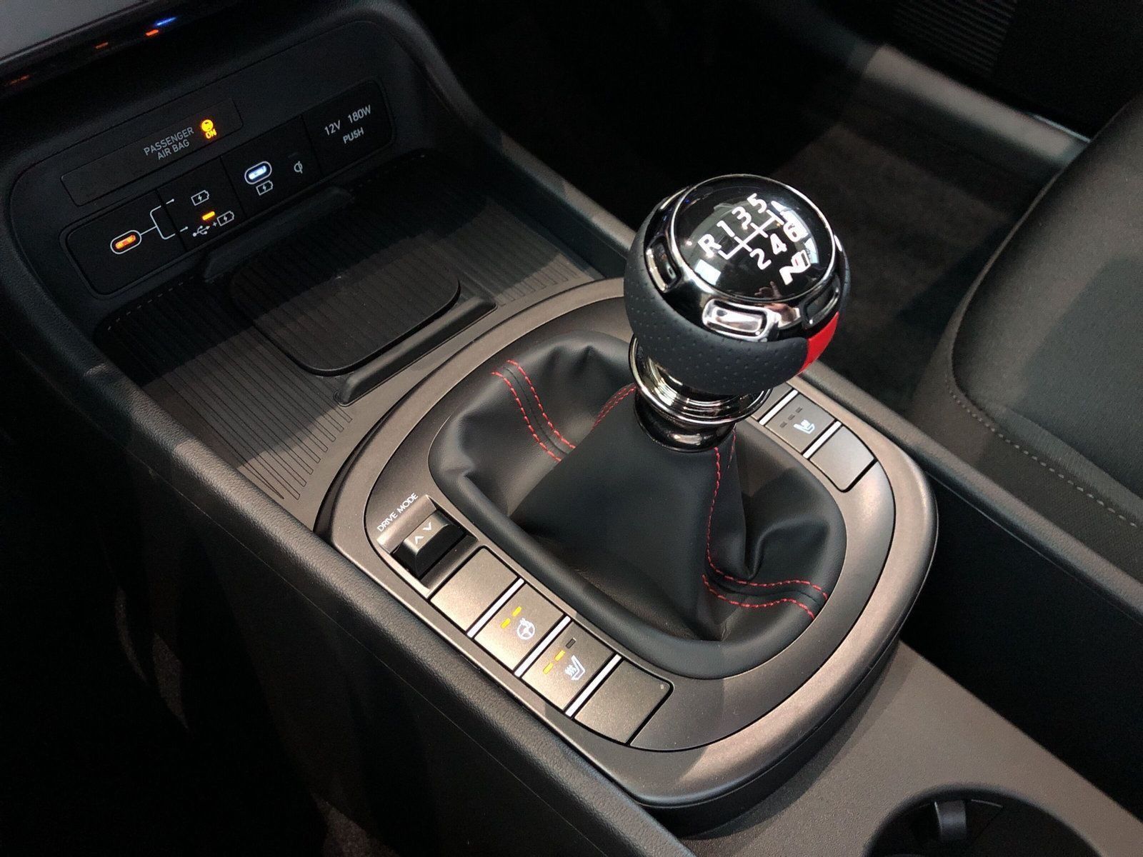 Hyundai KONA - Bild 12
