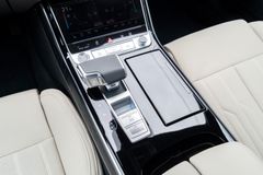 Audi A8 – 21 / 30