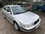 Skoda Octavia 2.0 SLX - Skoda Octavia: Slx