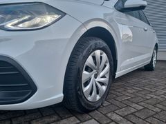 Fahrzeugabbildung Volkswagen Polo 1.0 MPI Life APP DAB PDC