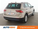 Volkswagen Tiguan 1.4 TSI ACT Comfortline BM *NAVI*PDC*AHK* - Gebrauchtwagen in Köln