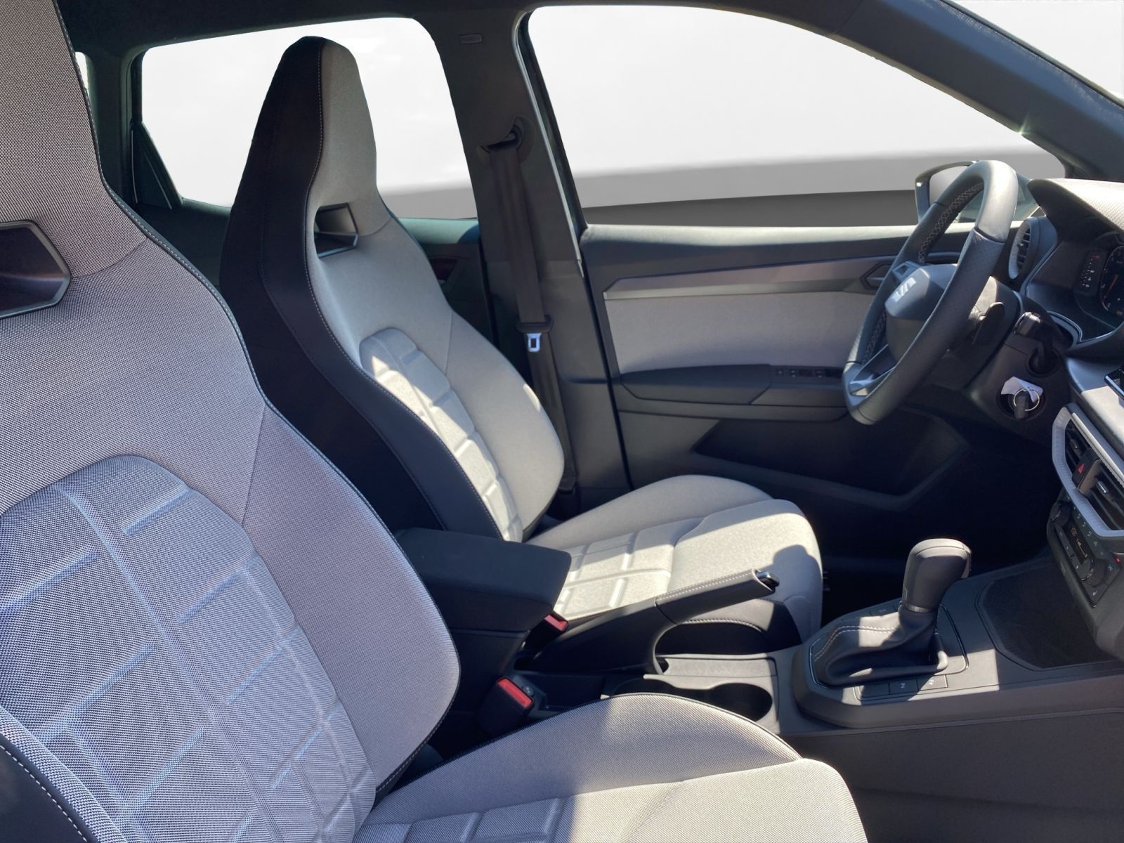 Seat Arona - Bild 18