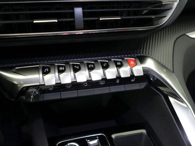 3008 ALLURE PACK HYBRID eDSC+NAVI+RÜCKFAHRKAMERA