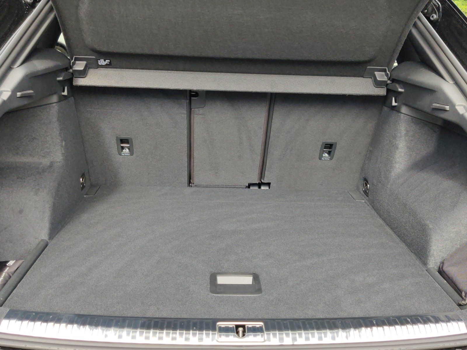 Fahrzeugabbildung Audi Q3 SUV S line Q3 2xS line 35 TFSIS tronic AHK Ka