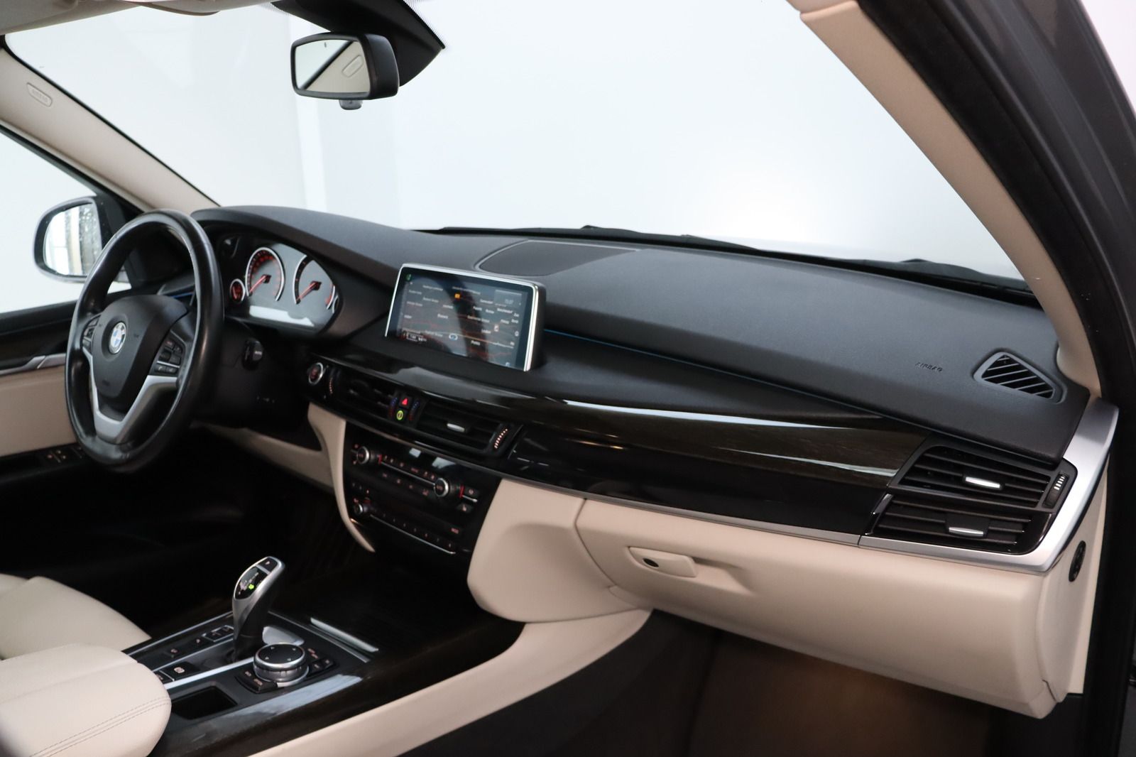 Fahrzeugabbildung BMW X5 xDrive30d * HUD* Pano * Memory * RFK *