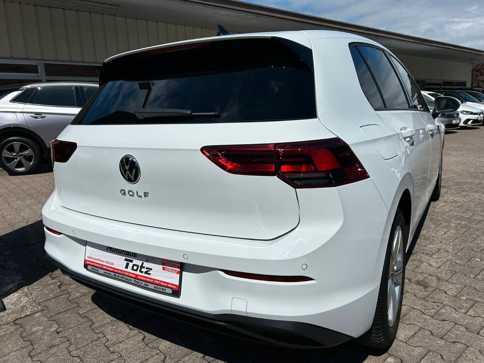Volkswagen Golf VIII Lim. Life *NAVI*RFK*SHZ*LHZ*, миниатюра 4