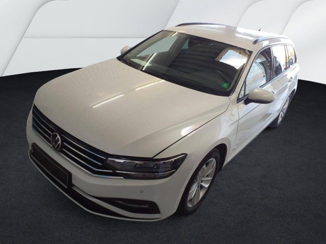 Volkswagen Passat Variant Conceptline DSG/RC/AHK/Business-P