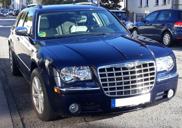 Chrysler 300C Touring 3.5 AWD Automatik