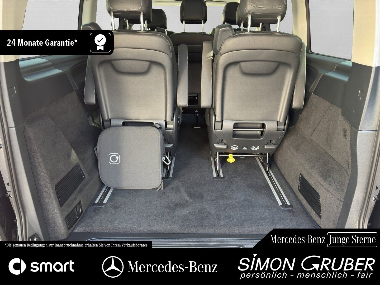 Fahrzeugabbildung Mercedes-Benz EQV 300 lang Leder Pano Burm eTüren 360 7Sitze