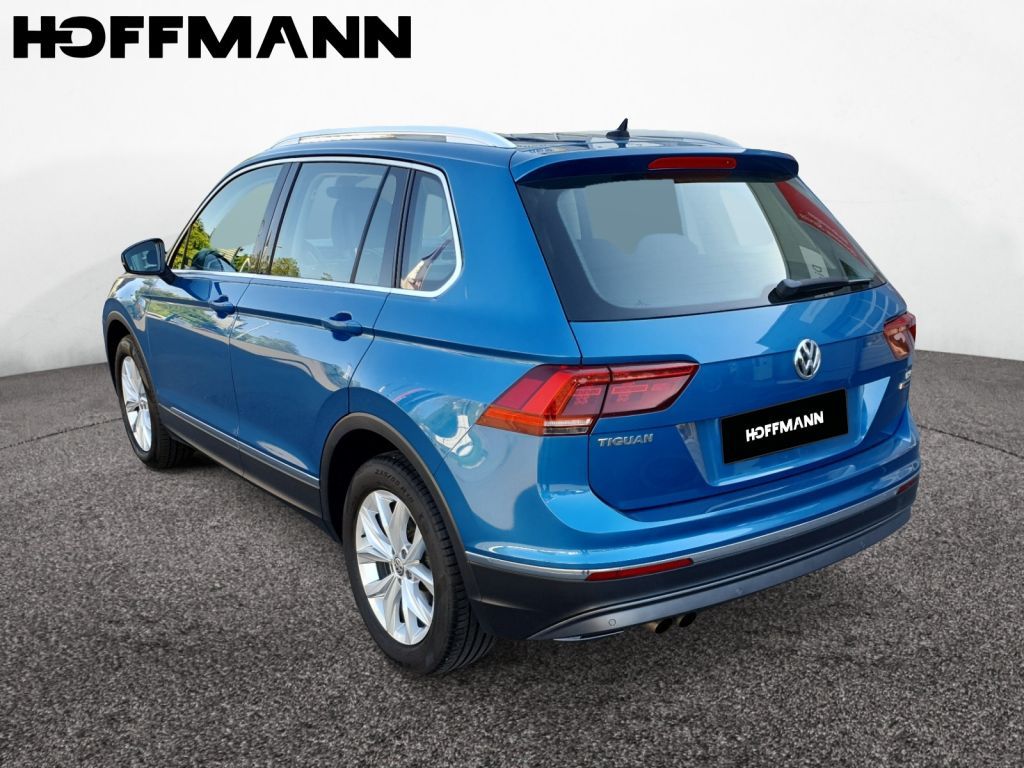 Fahrzeugabbildung Volkswagen Tiguan 1.4 TSI 4M Highline AHZV,Navi,LED,ACC,SH