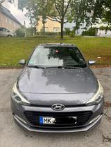 Hyundai i20 1.0 T-GDI blue Classic Passion Plus - Hyundai i20: Passion Plus