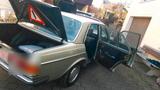 Mercedes-Benz W123  300d - Mercedes-Benz 300: D W123