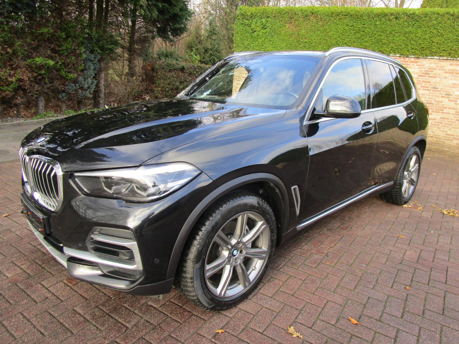 BMW X5 xDrive 30 d xLine NAVI LEDER PANO 2023