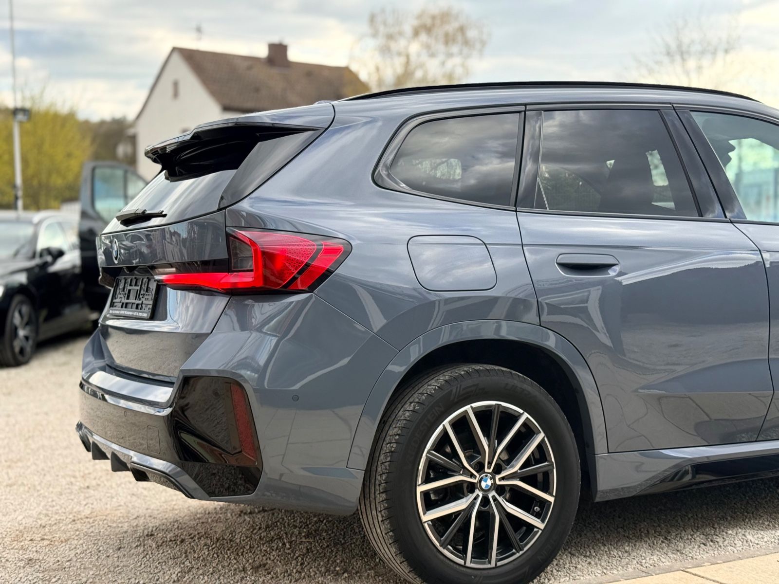 BMW 23d xDrive M Sport AHK DriAssPlus AdapLED Shadow foto 18