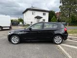 BMW 118i Lim. /Automatik/Leder/Glasdach/Navi - BMW 1 Series: Schwarz