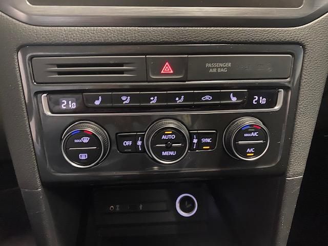 Fahrzeugabbildung Volkswagen Golf Sportsvan 1.5 TSI Comfortline+APP+ACC+KAMER