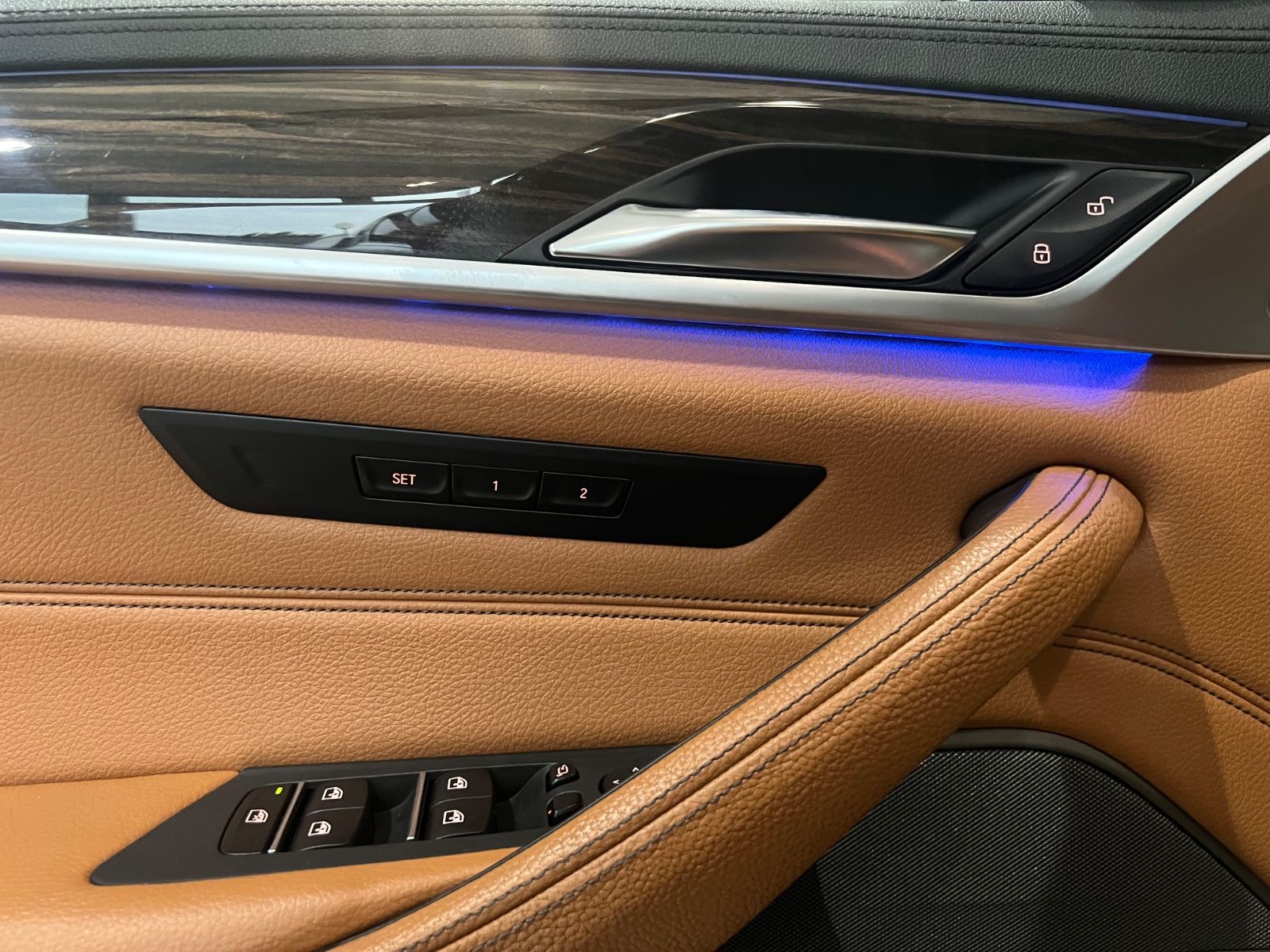 Fahrzeugabbildung BMW 530 d Lim. Luxury Line M Sport optik