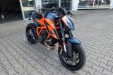 KTM 1290 Super Duke R - STREETFIGHTER