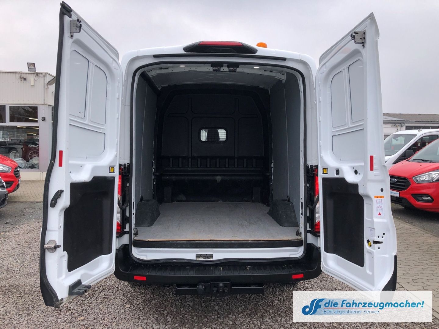 Fahrzeugabbildung Ford Transit Kasten 350 L3 Trend 2.0 TDCi DPF AHK App
