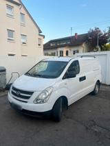 Hyundai H-1 Kastenwagen. 2.5 Motor - gebrauchte Hyundai H-1 aus dem Jahr 2008