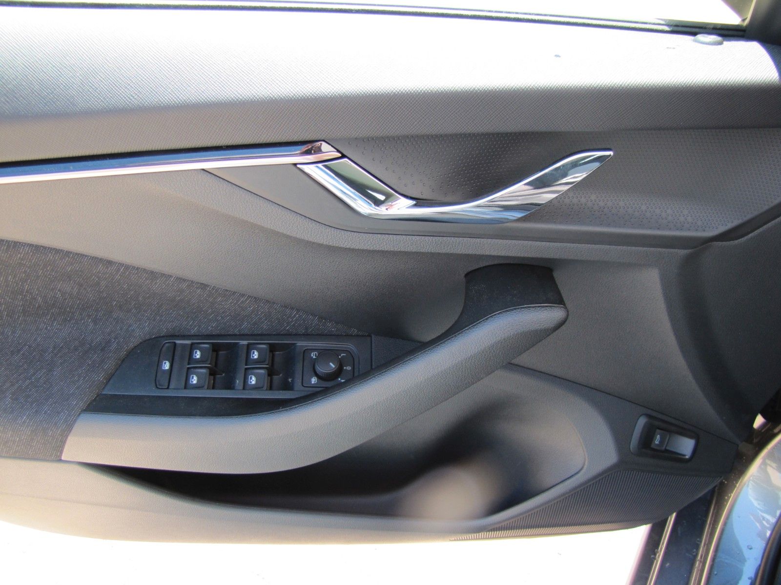 Fahrzeugabbildung SKODA Scala Tour 1.5l TSI 150PS 7-Gang DSG