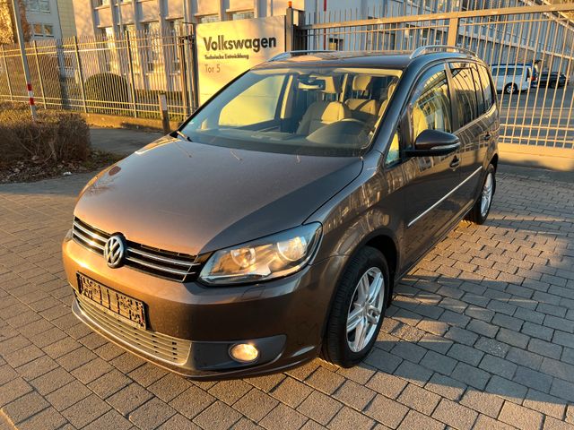 Volkswagen Touran 1.6 TDI  AUTOMATIK AHK