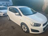 Chevrolet Aveo 1.2 63kW LT *NAVI* KLIMA*TÜV - Chevrolet Aveo: Weiß