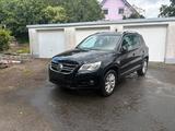 Volkswagen VW Tiguan 4Motion - Volkswagen Tiguan mit Diesel-Antrieb: Limousine, Automatik