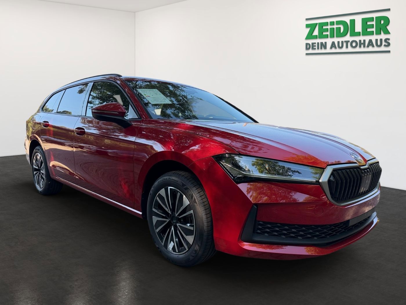 Skoda Superb Combi Essence 1.5 TSI mHEV DSG Navi Kam. imagem 3