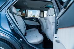 MERCEDES-BENZ E350  T CDI 4Matic/ AIRMATIC/ AHK/ MASSAGE