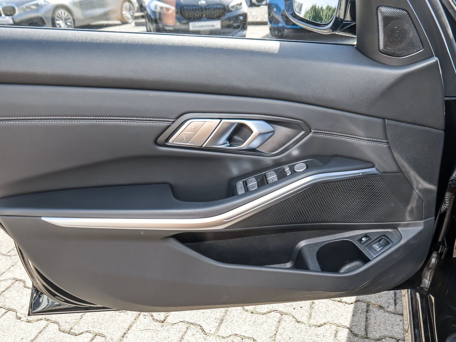 BMW 330e Touring Sport Line Navi+LED+ACC+AHK+Hifi+Sp foto 18