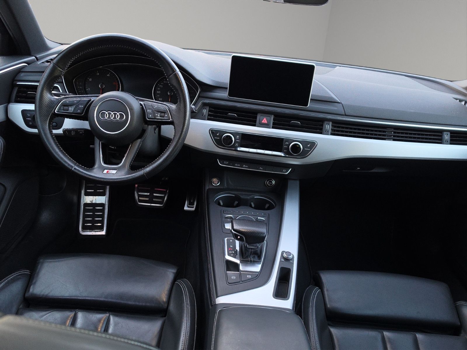 Fahrzeugabbildung Audi A4 AVANT SPORT S-LINE AUTOMATIK AUS 1.HAND