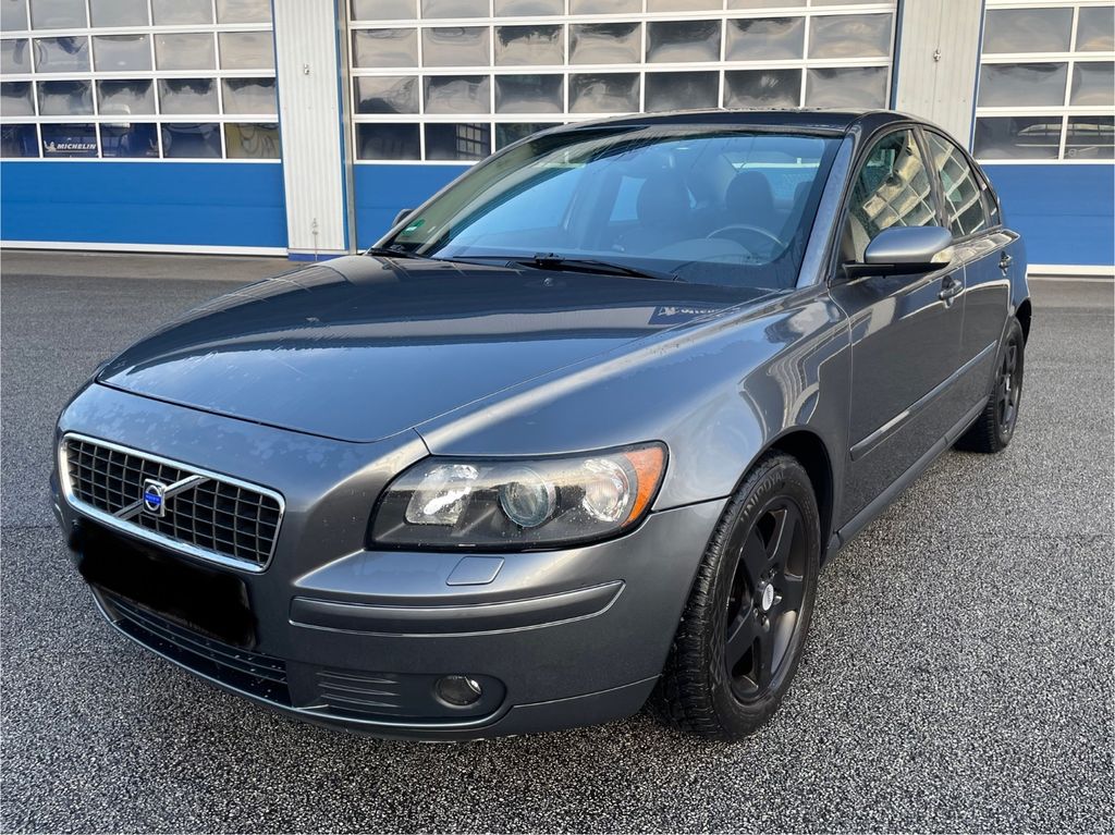 Volvo S40