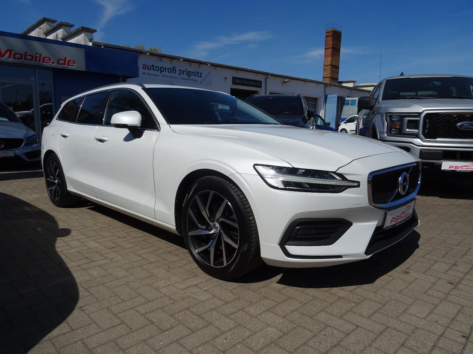 Volvo V60 Kombi Momentum Pro