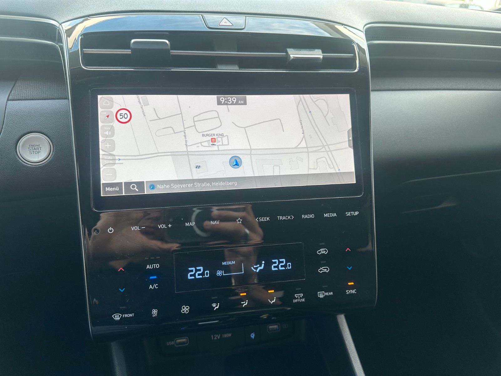 Fahrzeugabbildung Hyundai TUCSON Trend 1.6l DCT Navi/Allwetter/AHK!