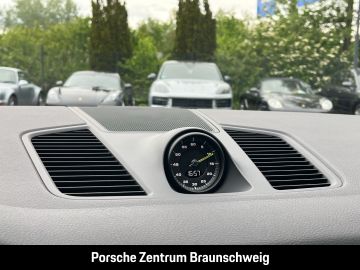 Porsche Cayenne - 11